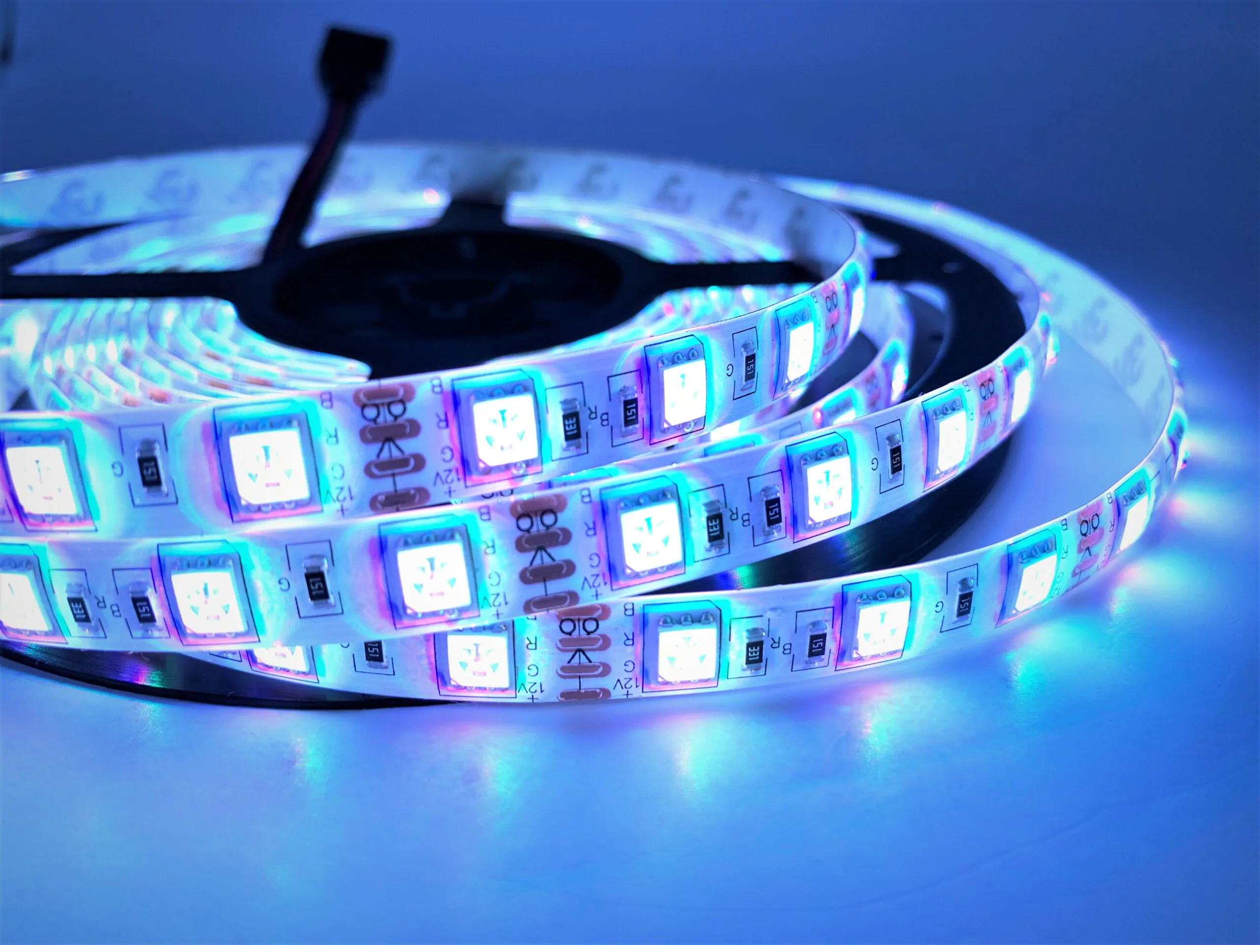 Biom SMD5050 60 LED 14,4W/m 12V IP65 теплий білий (2700–3500K) світлодіодна стрічка, led стрічка 12v, лед стрічка 12в, світлодіодна стрічка 12 вольт, світлодіодна стрічка теплий білий, led стрічка для підсвітки, led стрічка biom, купити світлодіодну стрічку, купити led стрічку, led стрічка smd5050, світлодіодна стрічка smd5050, світлодіодна стрічка ip65, водозахищена led стрічка, led стрічка для ванної, led стрічка для кухні, 60 led/м, тепле біле світло
