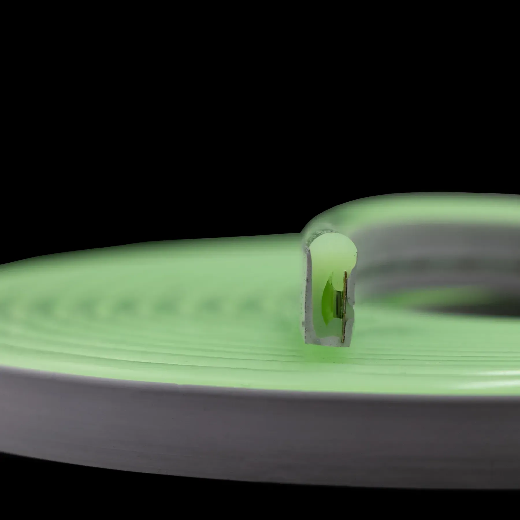 Світлодіодний неон PROLUM GT 6x12mm 12W 12V IP67 зелений (green) світлодіодний неон, PROLUM GT, 6x12mm, 12W, 12V, IP67, зелений, green, контурна підсвітка, гнучкий неон, декоративне освітлення, купити, доставка по Україні
