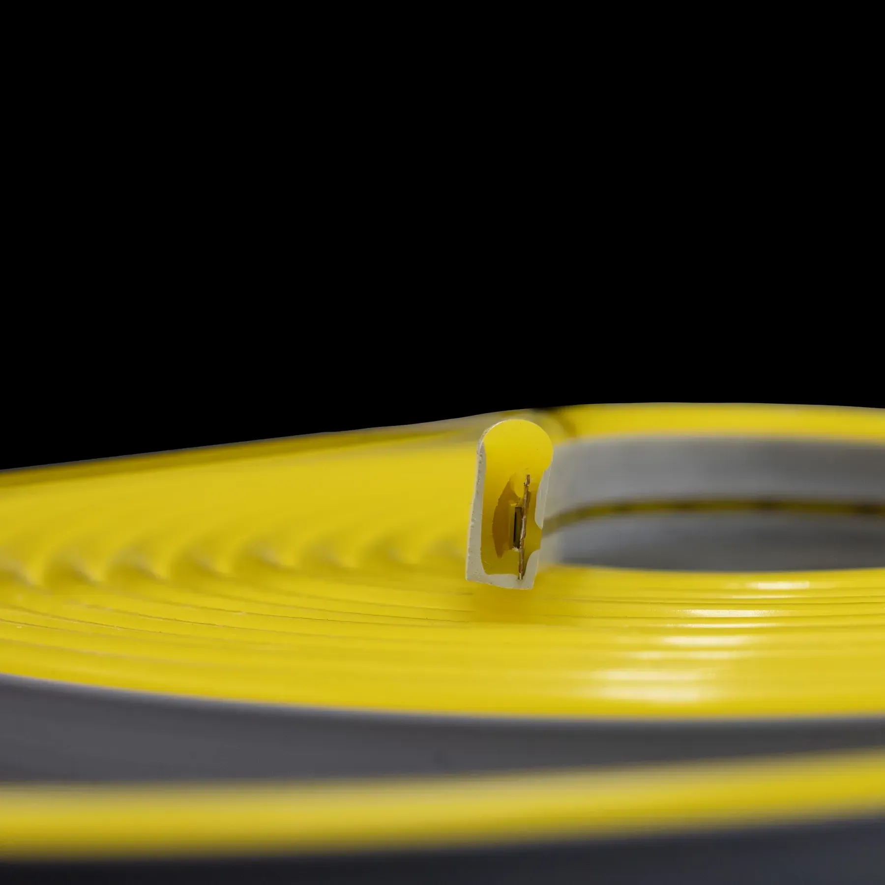 Світлодіодний неон PROLUM GT 6x12mm 12W 12V IP67 жовтий (yellow) світлодіодний неон, PROLUM GT, 6x12mm, 12W, 12V, IP67, жовтий, yellow, контурна підсвітка, гнучкий неон, декоративне освітлення, купити, доставка по Україні