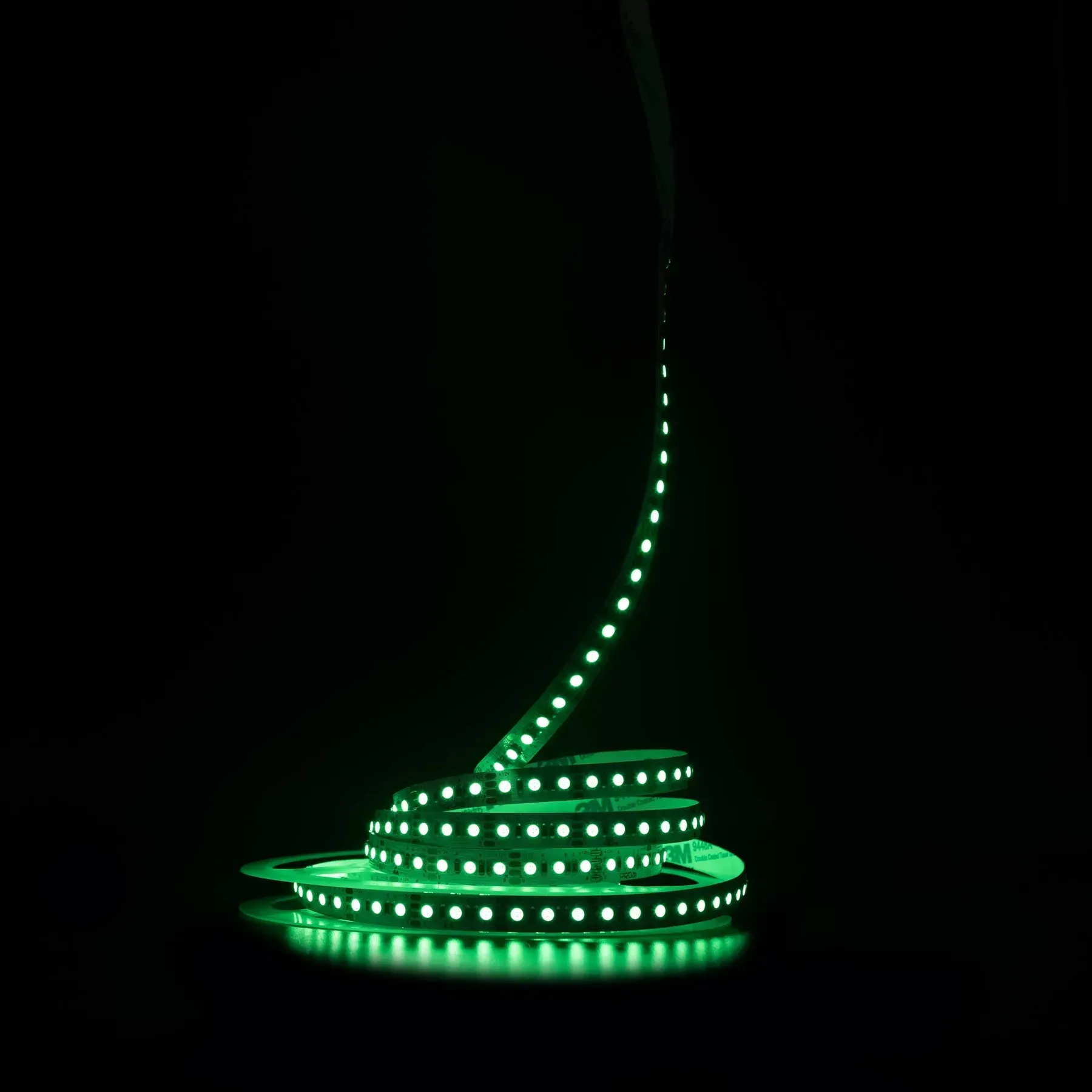 Світлодіодна стрічка PROLUM PRO SMD3535 120LED 16W/m 12V IP20 RGB RGB стрічка, LED стрічка, PROLUM PRO, LED стрічка 12V, світлодіодна стрічка SMD3535, декоративне освітлення, стрічка для меблів, купити RGB LED стрічку.