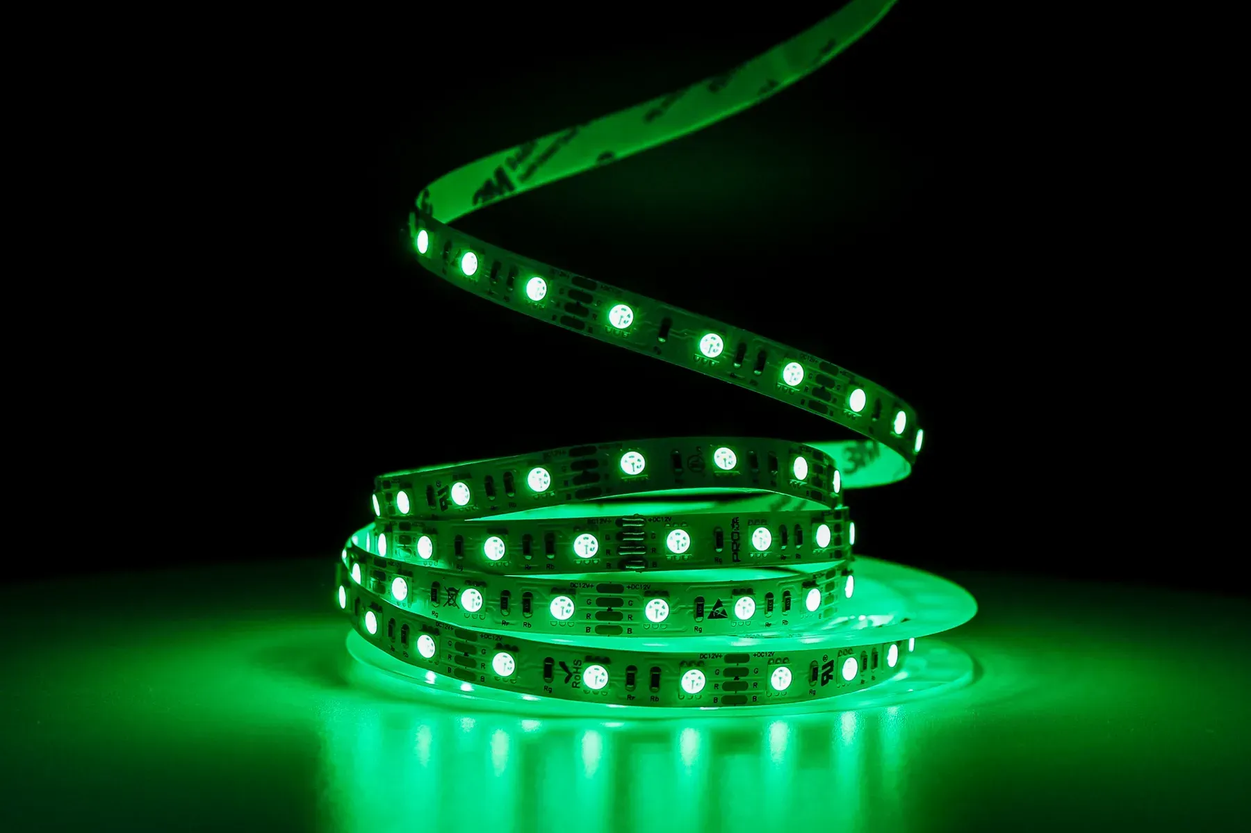 Світлодіодна стрічка PROLUM SG SMD5050 60LED 15W/m 12V IP20 RGB RGB світлодіодна стрічка PROLUM SG, LED стрічка 12V, багатобарвне освітлення, декоративна LED стрічка, LED стрічка для кімнати, світлодіодна RGB стрічка IP20, купити LED RGB Україна