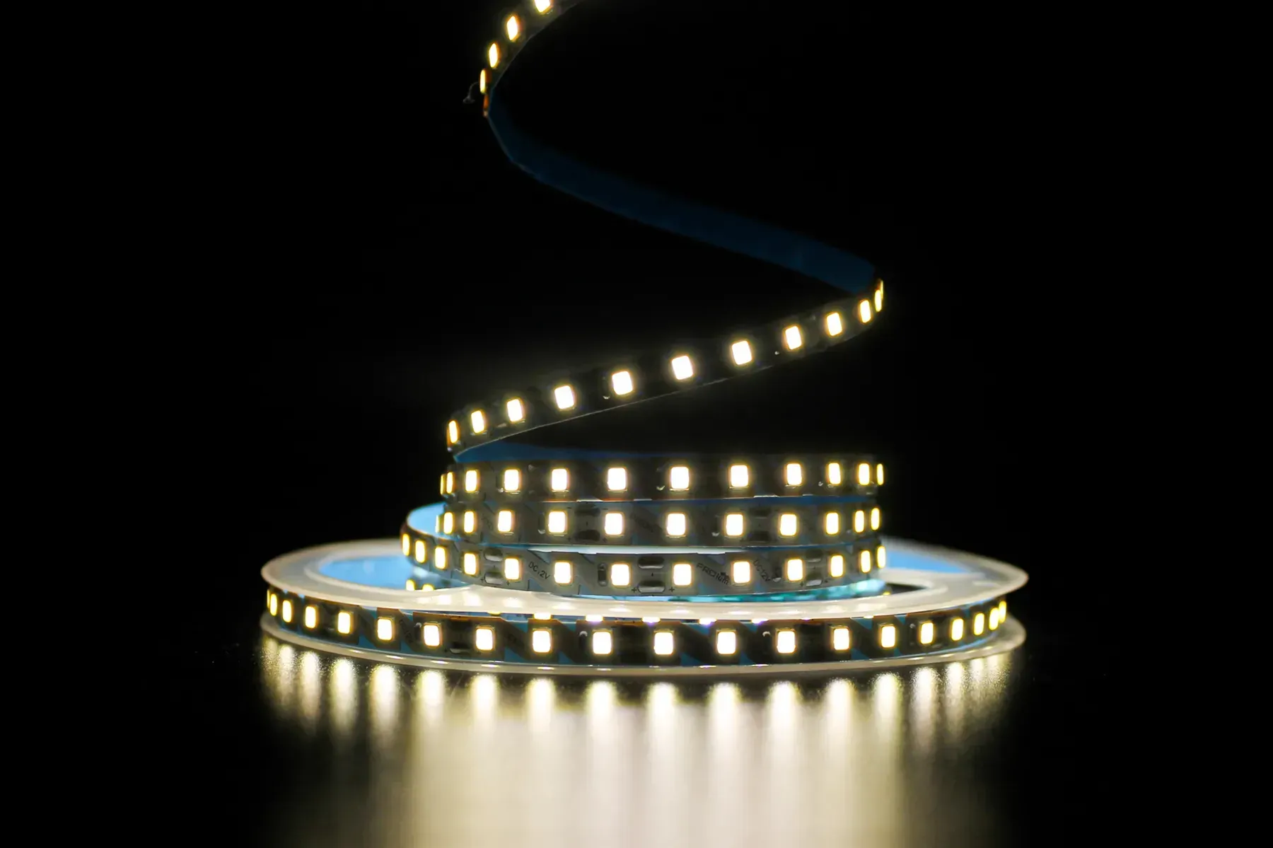 Світлодіодна стрічка PROLUM SG S-type 6мм SMD2835 120LED 9W/m 12V IP20 (3800-4300K) світлодіодна стрічка, LED стрічка S-type, світлодіодна стрічка 12V, купити світлодіодну стрічку, LED стрічка PROLUM SG.