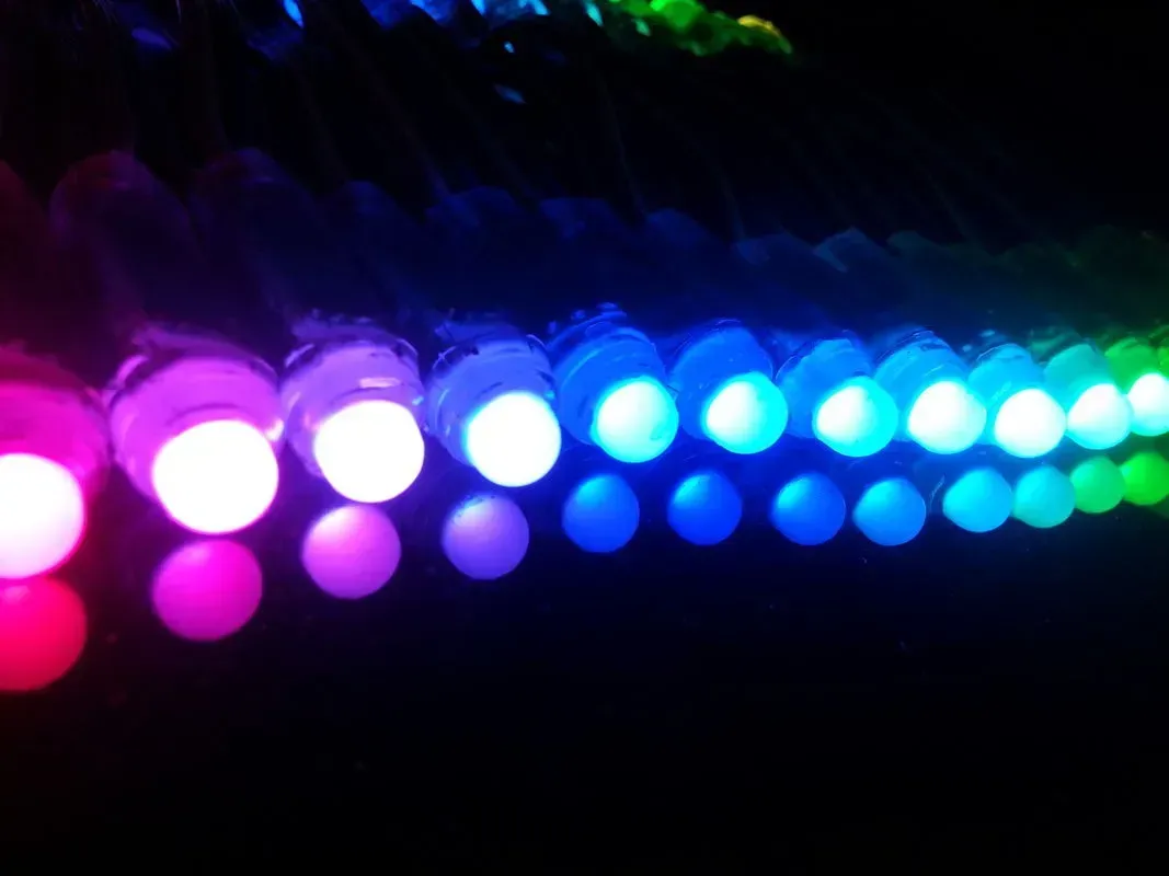 Адресні світлодіоди PROLUM RGB SMART IC1916 PROLUM RGB, IC1916, адресні світлодіоди, 5V, IP65, RGB SMART, піксельні світлодіоди, LED пікселі, динамічне RGB освітлення, адресне підсвічування.